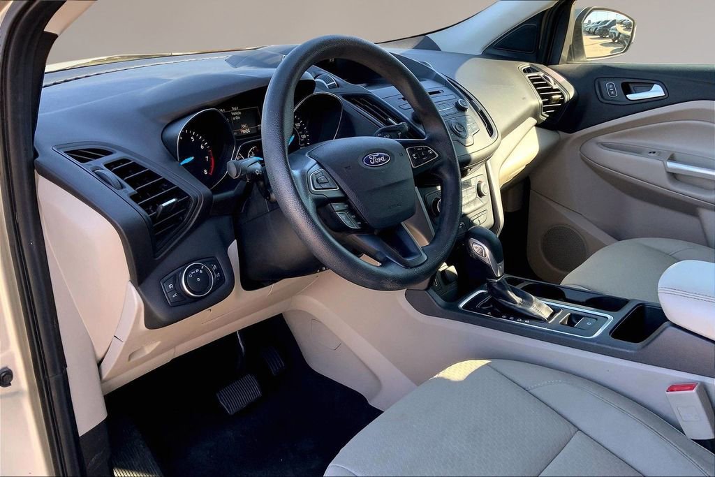 Used 2018 Ford Escape SE image 13