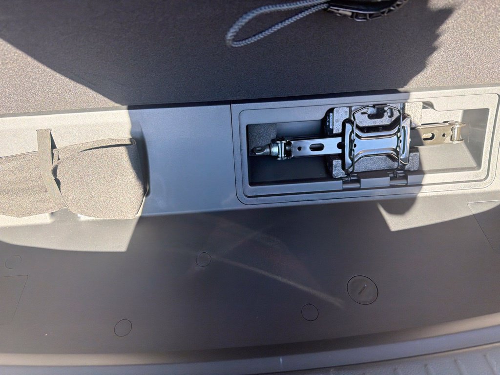 Certified 2025 Hyundai Palisade SEL AWD/4WD image 11