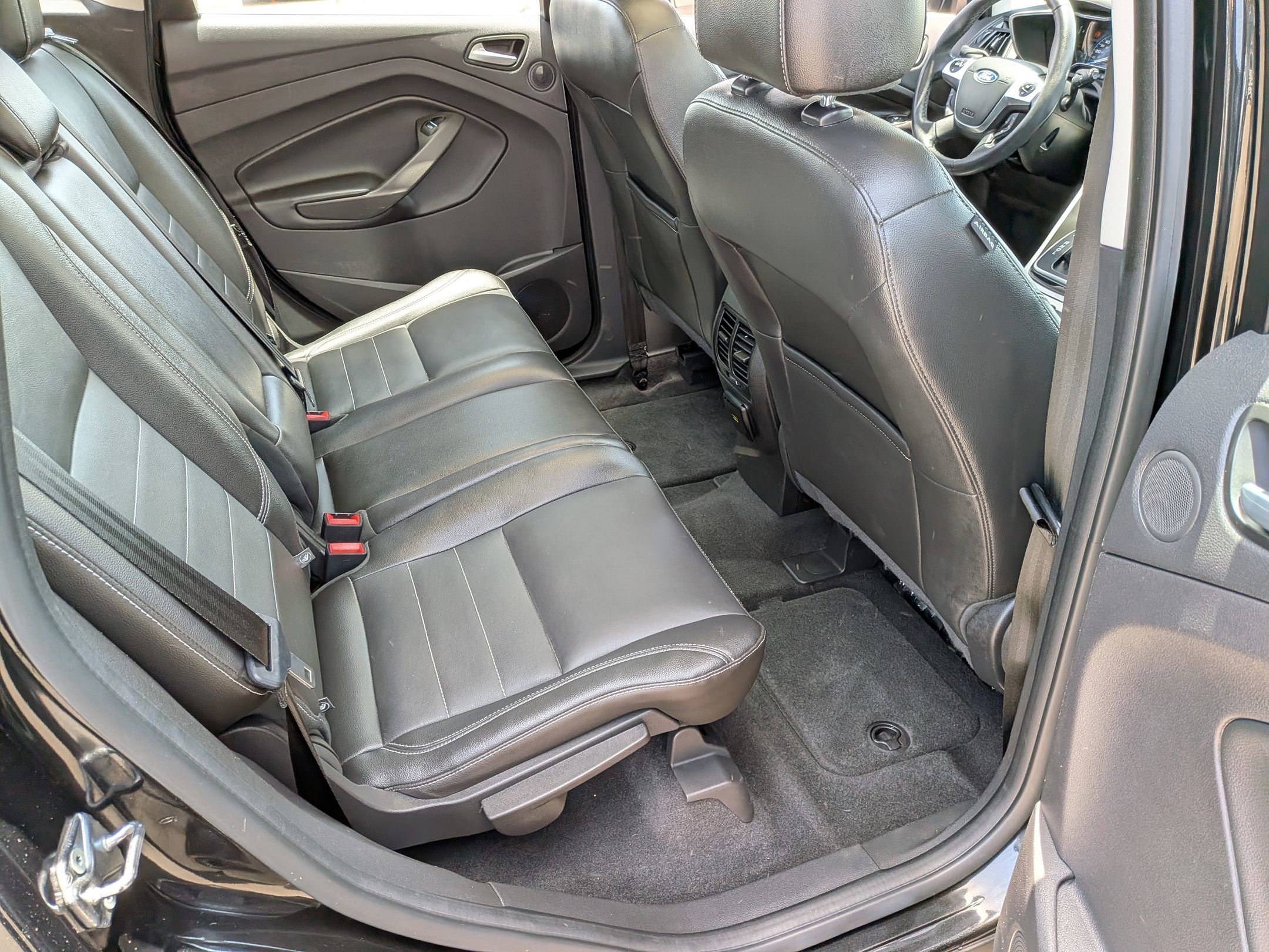 Used 2015 Ford C-MAX SEL w/ Equipment Group 303A FWD image 33