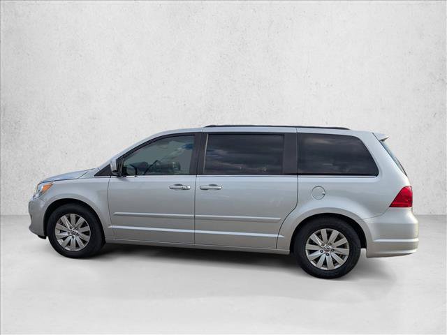 Used 2012 Volkswagen Routan SEL FWD image 8