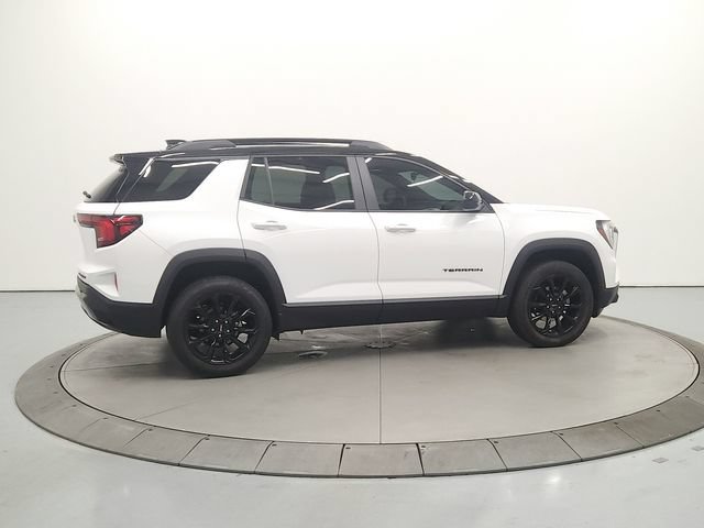 Used 2026 GMC Terrain Elevation w/ Black Edition AWD/4WD image 8