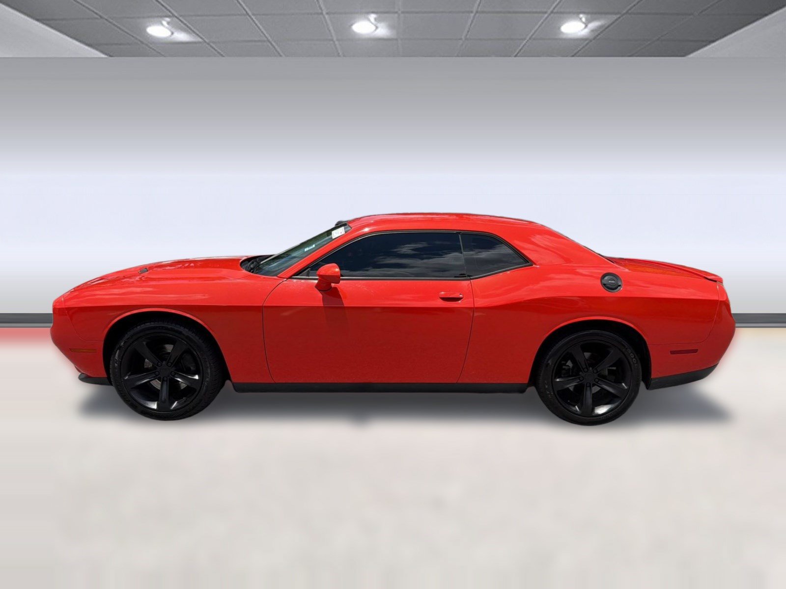 Used 2016 Dodge Challenger SXT w/ Super Sport Group (SS/T) RWD image 2