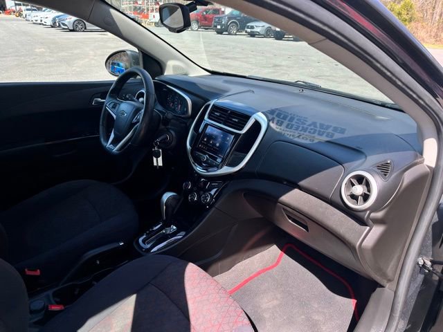Used 2020 Chevrolet Sonic LT w/ RS Package image 20