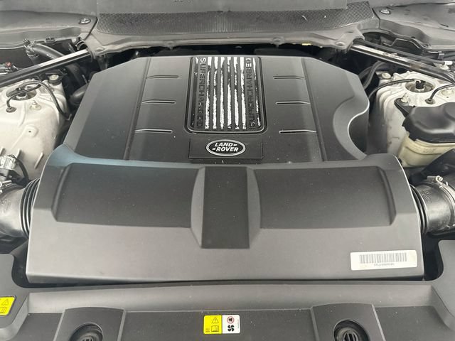 Used 2018 Land Rover Range Rover Supercharged AWD/4WD image 32
