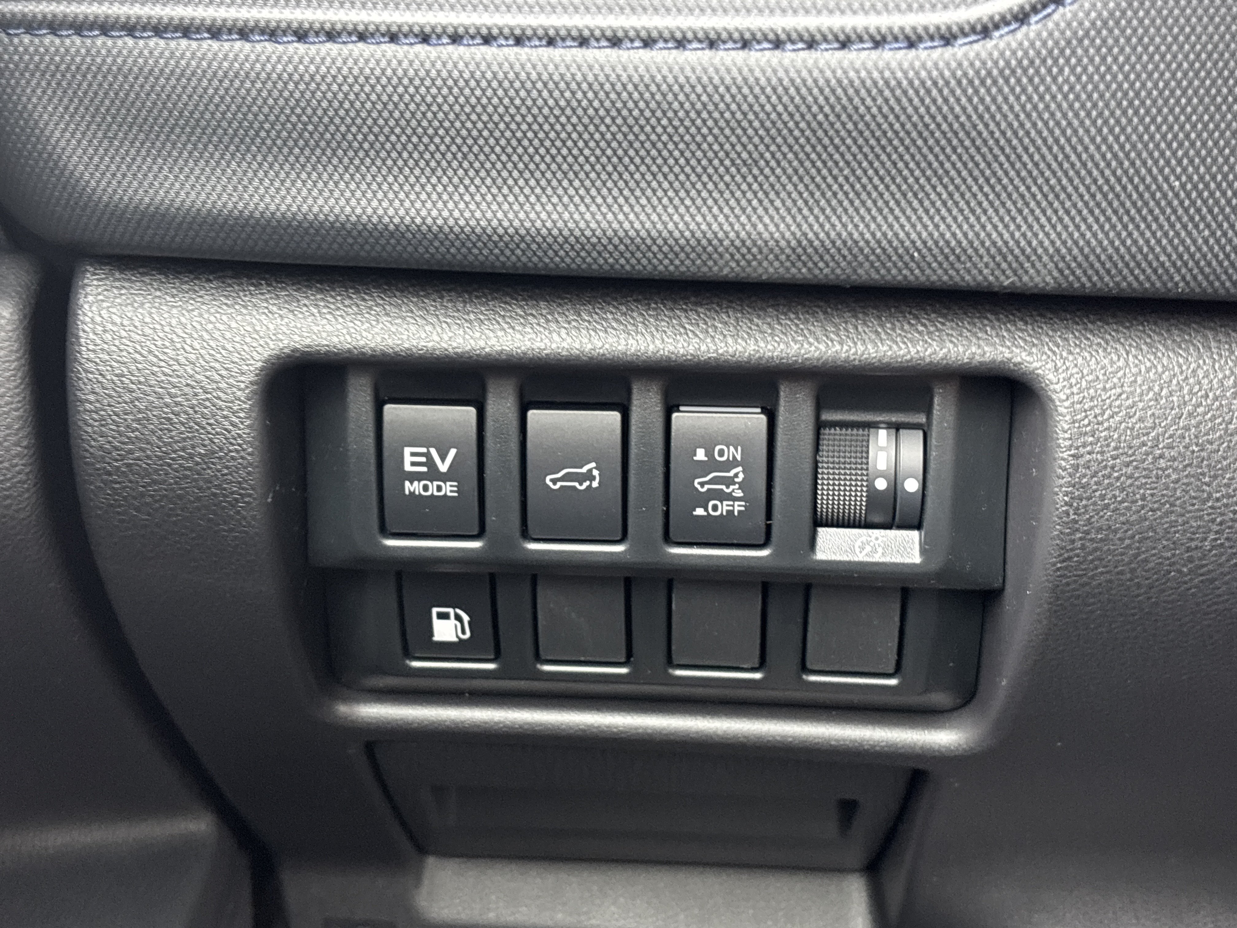 New 2026 Subaru Forester Limited AWD/4WD image 8
