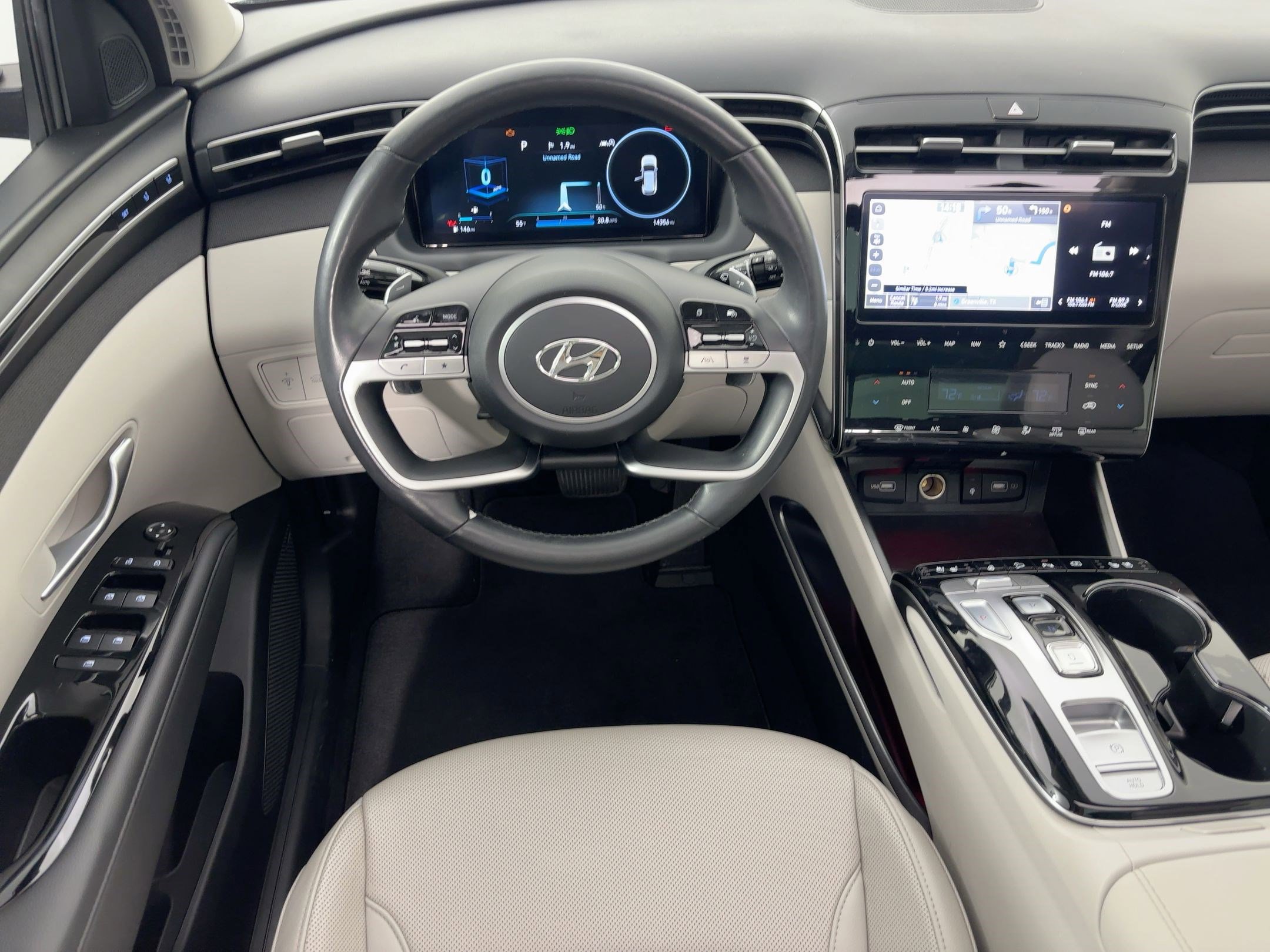 Used 2024 Hyundai Tucson Limited image 28