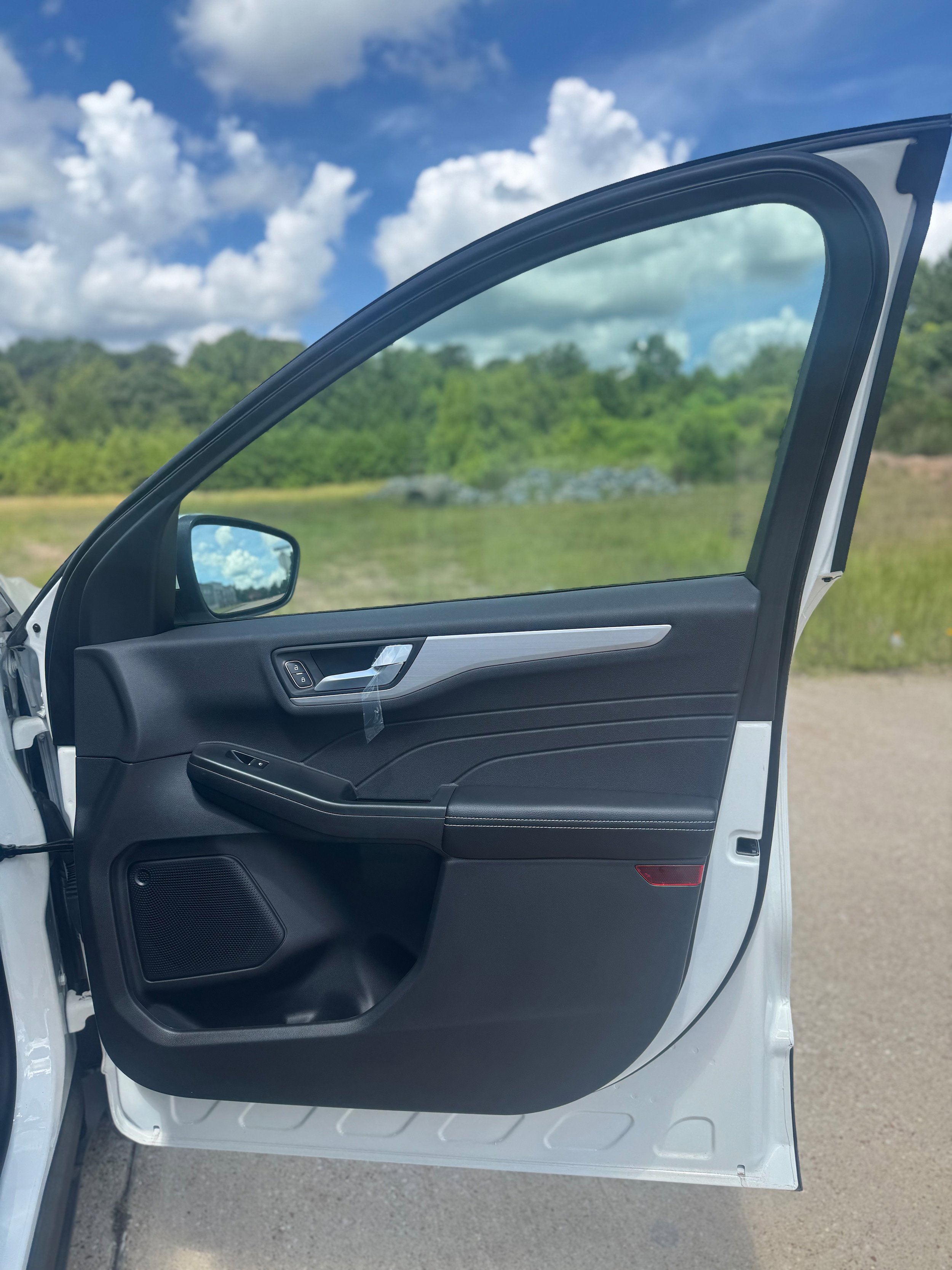 Used 2024 Ford Escape Platinum image 21