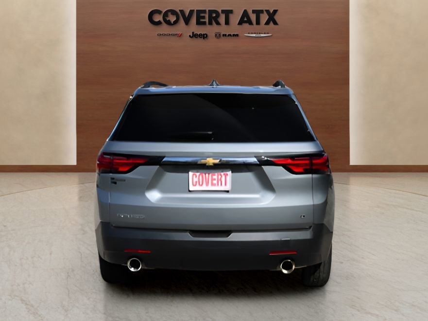 Used 2023 Chevrolet Traverse LT image 4
