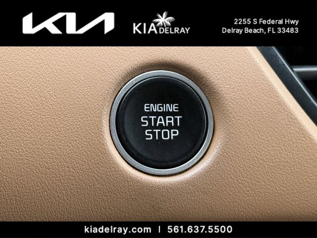 Certified 2024 Kia Seltos EX FWD image 30