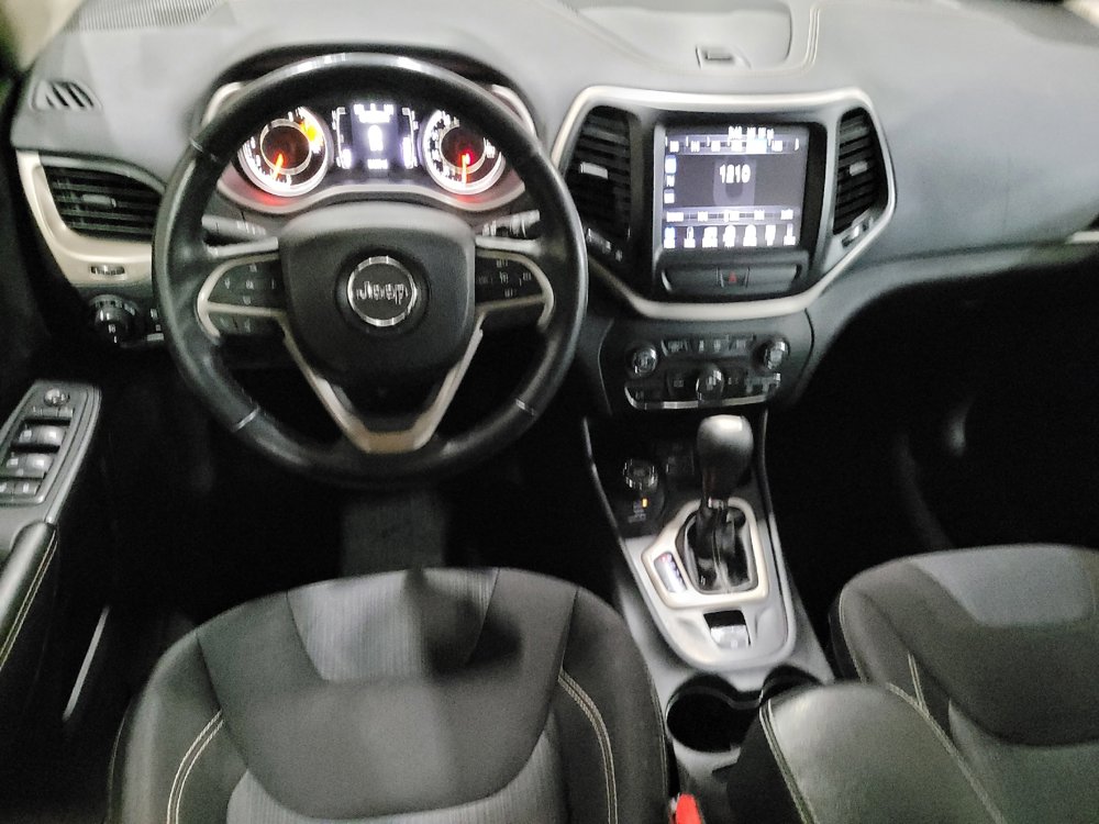 Used 2016 Jeep Cherokee Latitude w/ Cold Weather Group image 22