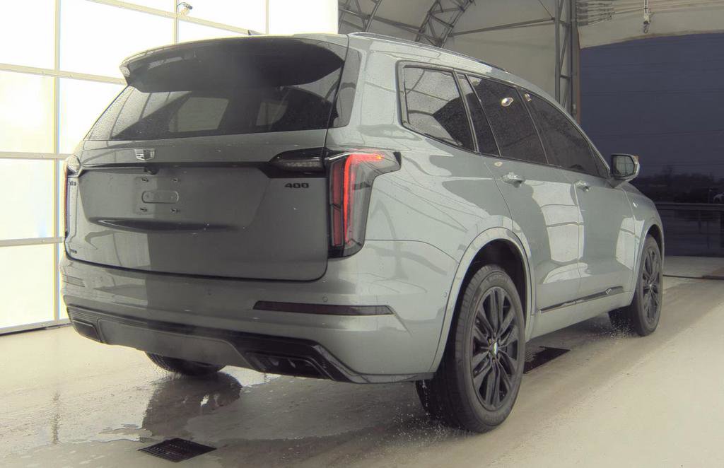 Used 2024 Cadillac XT6 Sport w/ LPO, Onyx Lite Package AWD/4WD image 5