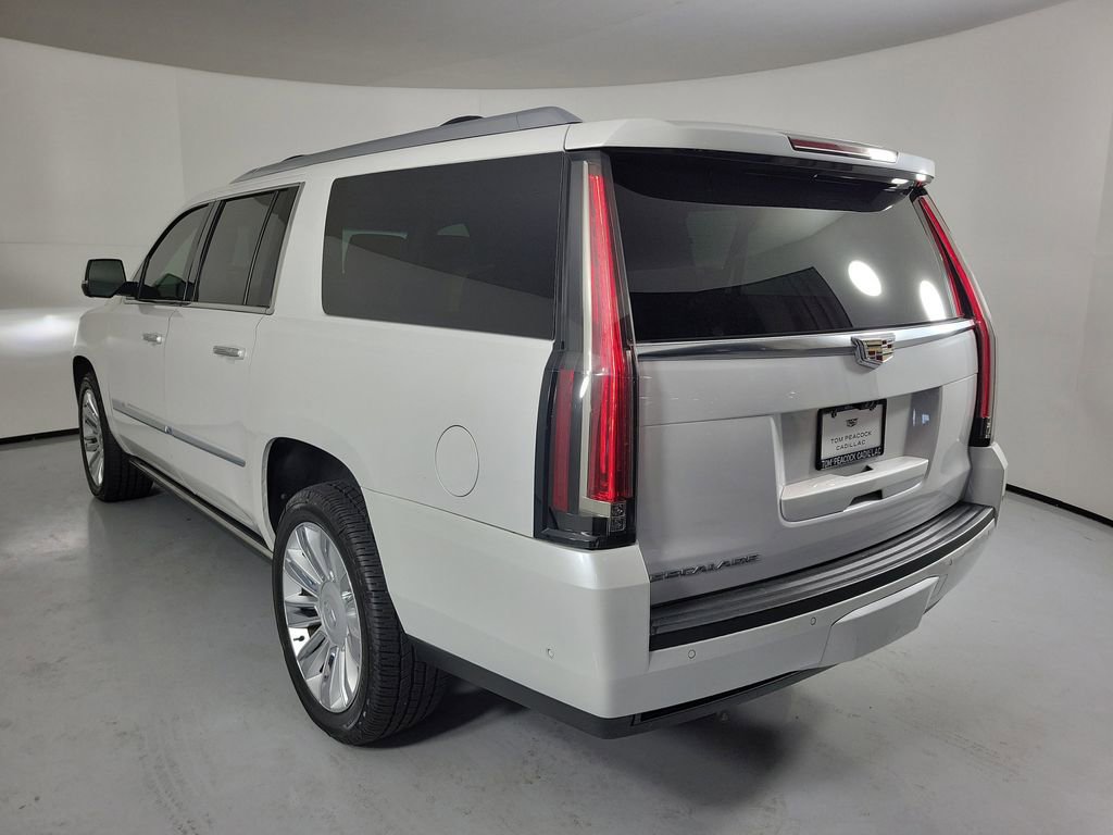 Used 2019 Cadillac Escalade ESV Platinum AWD/4WD image 4