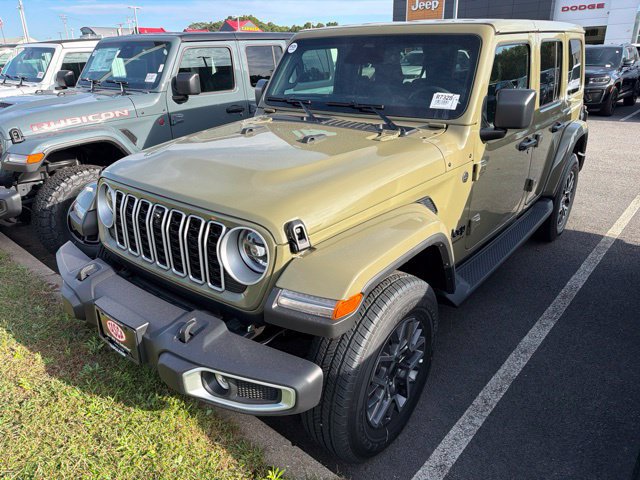 New 2026 Jeep Wrangler Unlimited Sahara AWD/4WD image 5