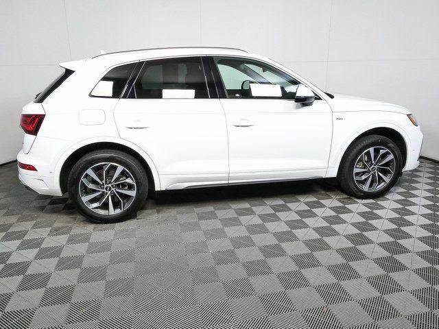 Used 2023 Audi Q5 2.0T Prestige AWD/4WD image 2