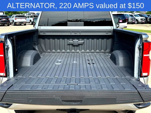 Used 2025 Chevrolet Silverado 2500 High Country w/ High Country Premium Package AWD/4WD image 7