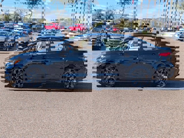 Used 2024 Toyota Corolla SE image 3