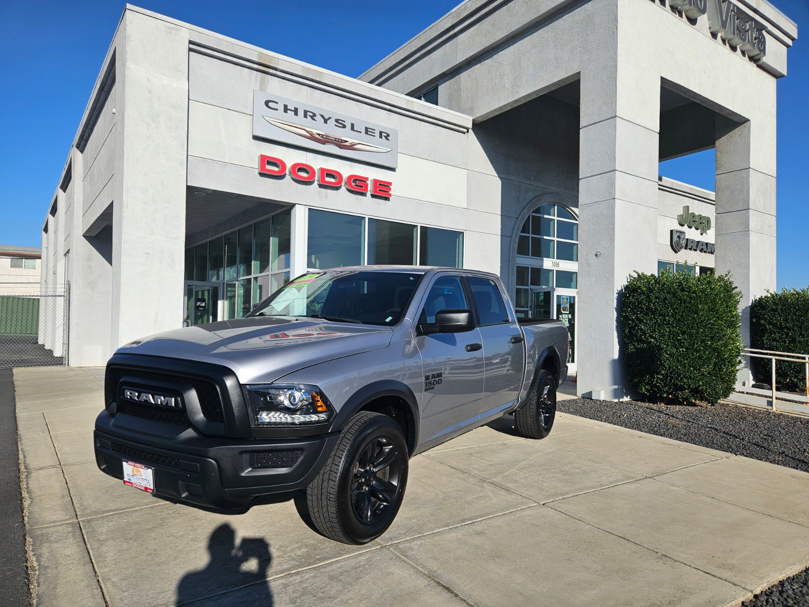 Used 2024 RAM 1500 Warlock AWD/4WD image 1