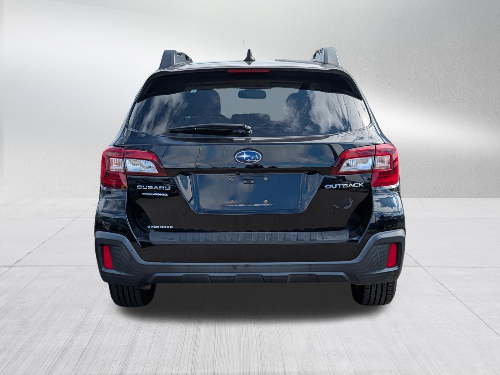 Used 2018 Subaru Outback 2.5i Limited AWD/4WD image 4