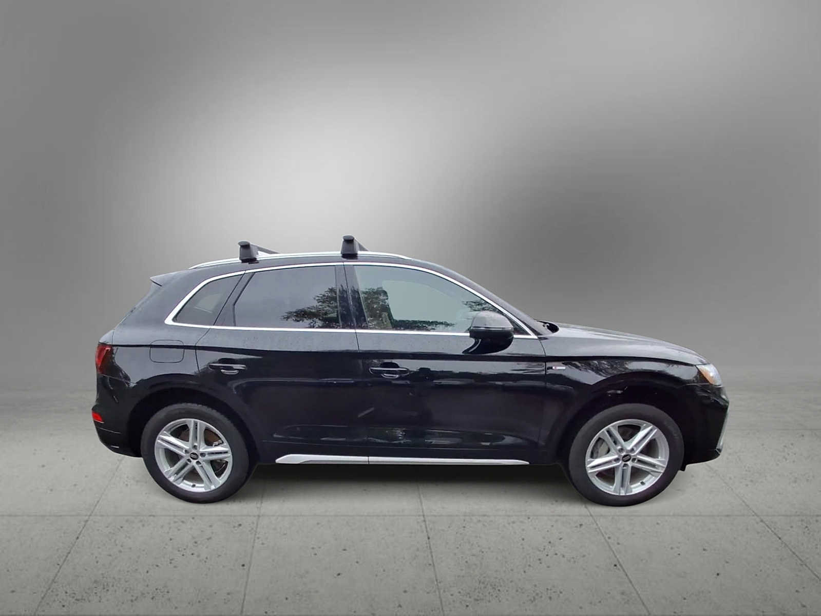 Certified 2024 Audi Q5 e Premium w/ Convenience Package AWD/4WD image 9