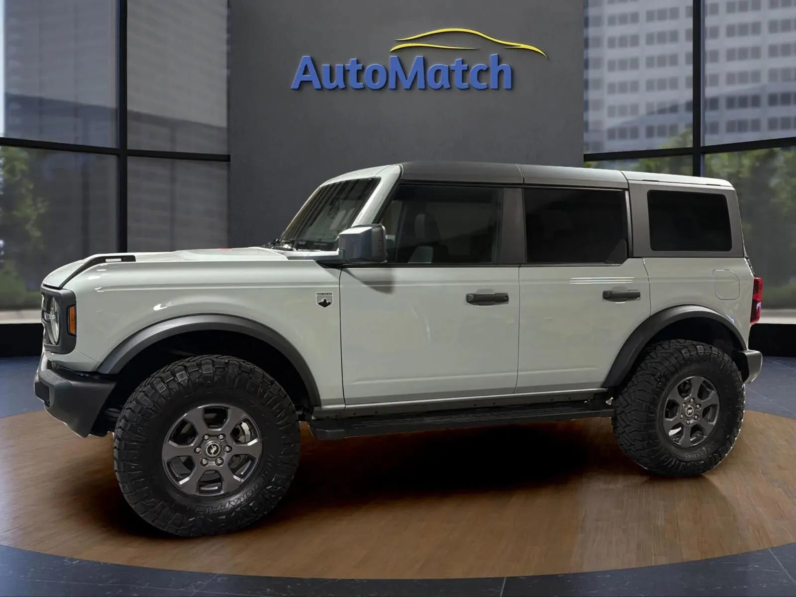Used 2024 Ford Bronco Big Bend image 6