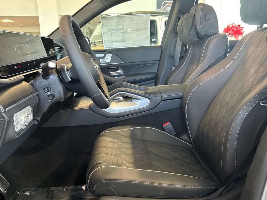 New 2026 Mercedes-Benz Maybach GLS 600 4MATIC image 23