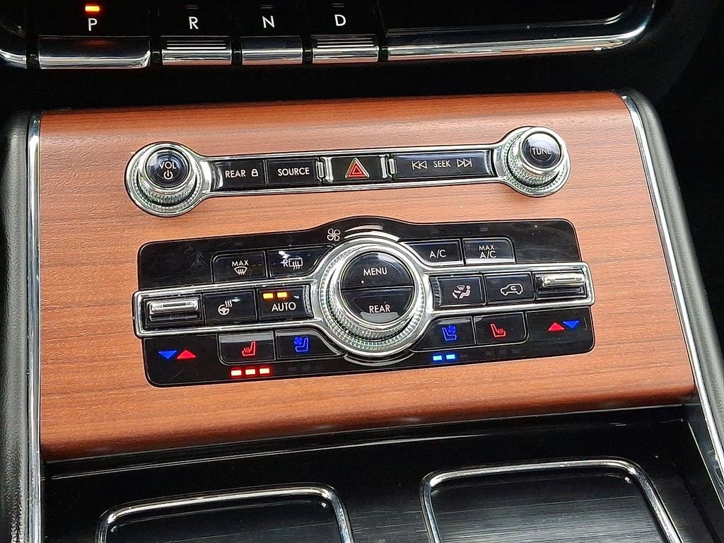 Used 2023 Lincoln Aviator Reserve w/ Elements Package Plus image 21