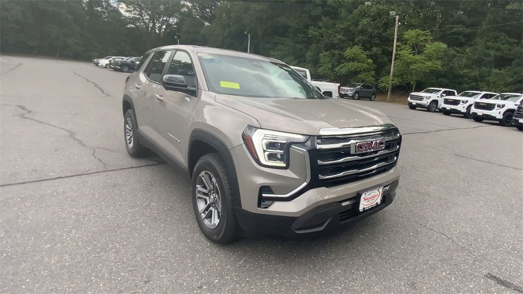 New 2026 GMC Terrain Elevation w/ Technology Package II image 2