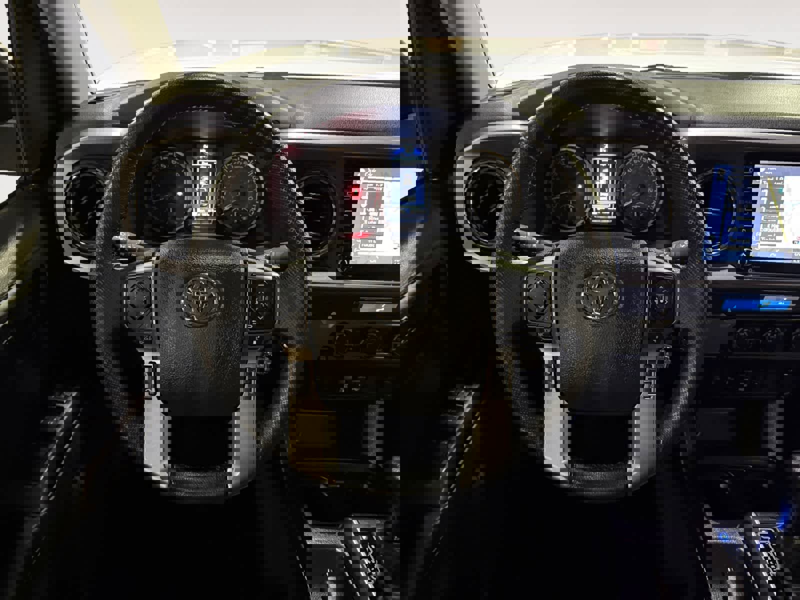 Used 2023 Toyota Tacoma SR5 image 16