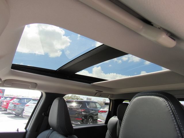 New 2026 Mitsubishi Outlander SE FWD image 24