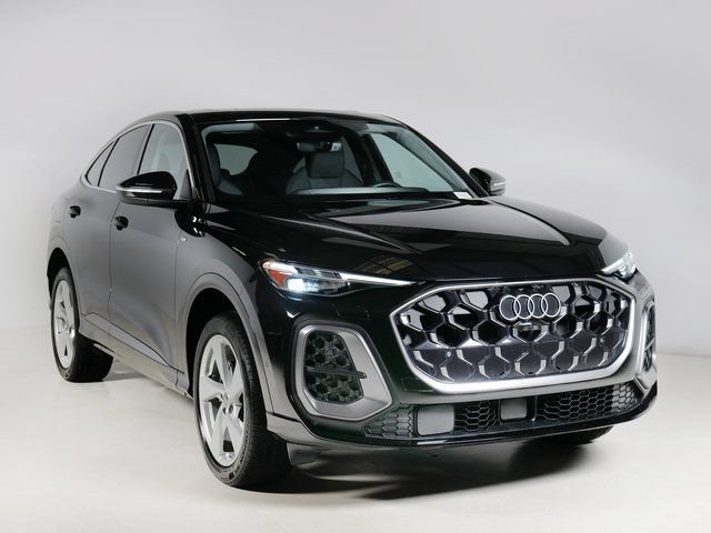 Used 2025 Audi Q5 Premium Plus w/ Premium Plus AWD/4WD image 1