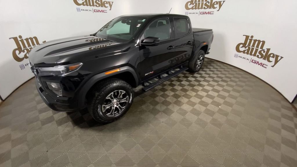 Certified 2023 GMC Canyon AT4 w/ AT4 Premium Package image 4