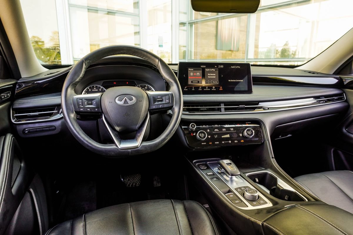 Certified 2023 INFINITI QX60 Pure image 16