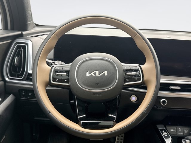 Used 2025 Kia Sorento SX Prestige w/ Olive Brown Leather Package AWD/4WD image 12