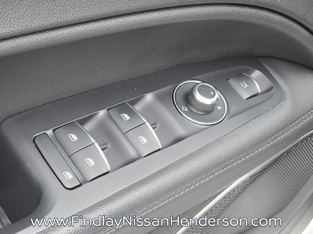 Used 2020 Alfa Romeo Stelvio RWD image 20