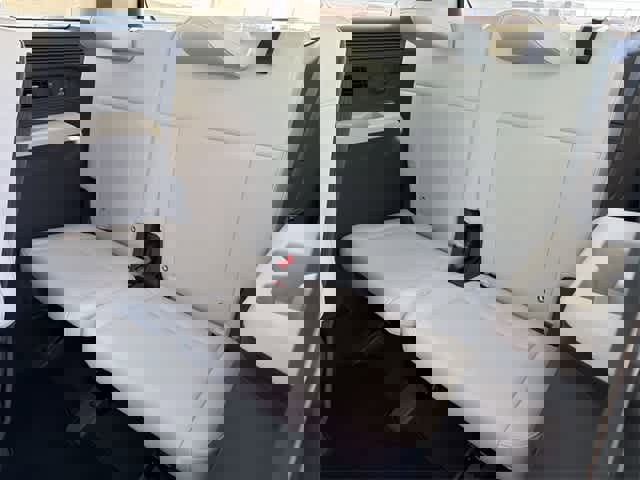 Used 2025 Hyundai Santa Fe Calligraphy image 8