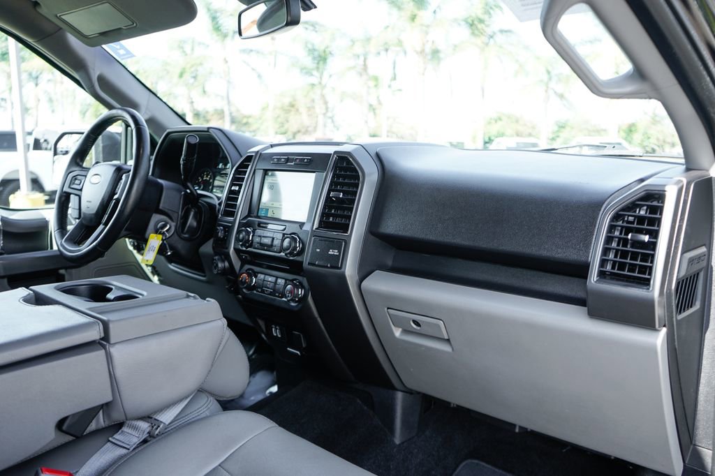 Used 2018 Ford F150 XLT w/ Equipment Group 302A Luxury image 38
