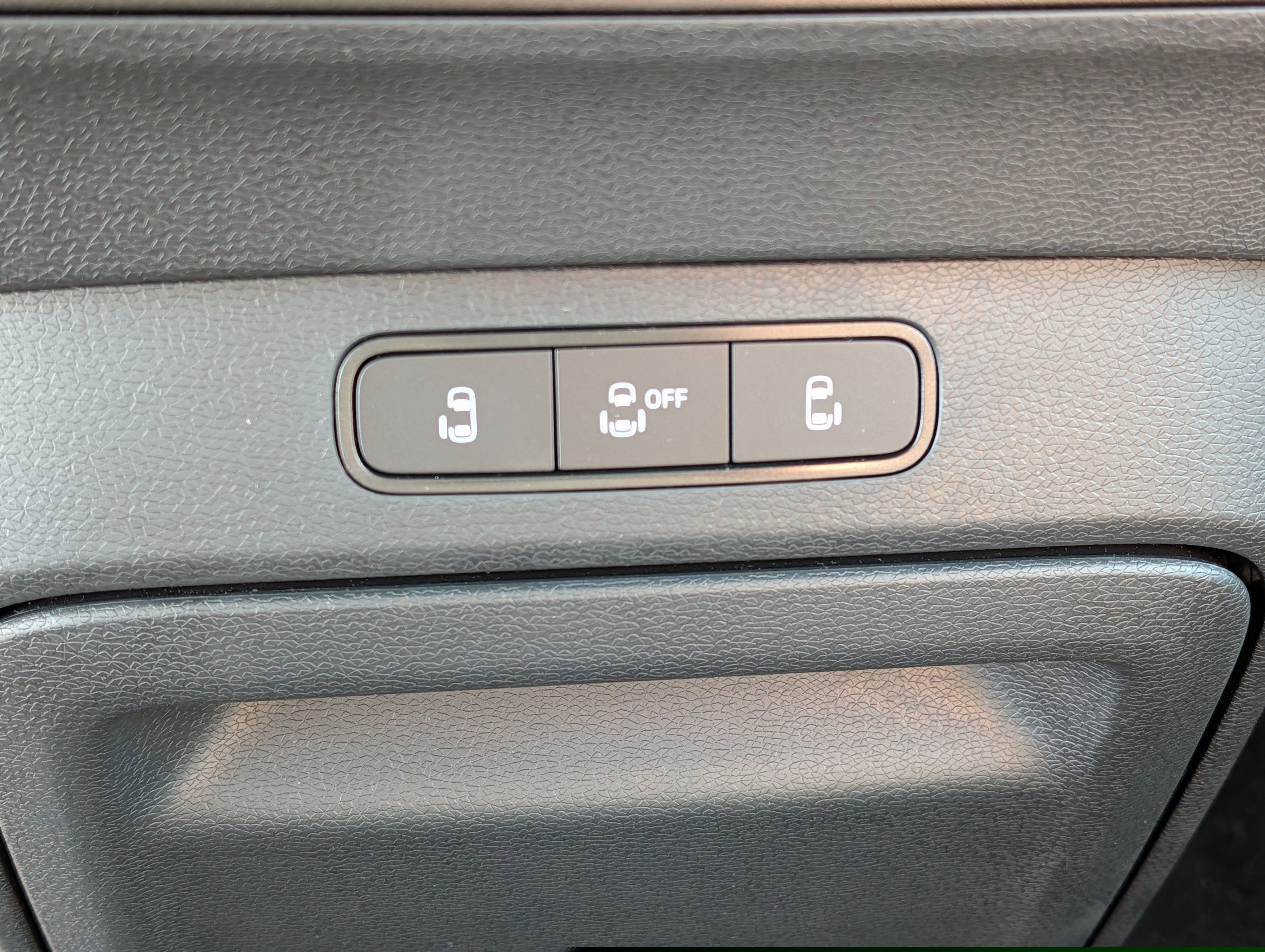 New 2025 Volkswagen ID. Buzz Pro S Plus image 8