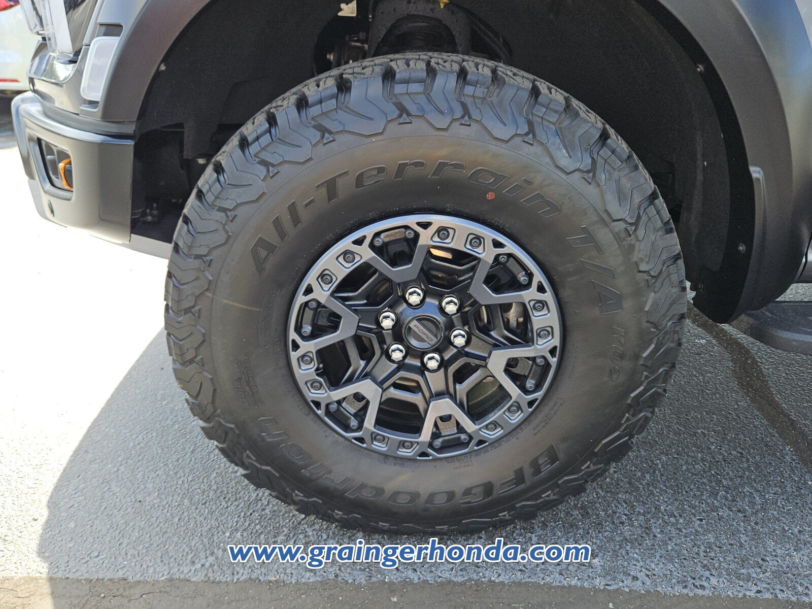 Used 2024 Ford F150 Raptor AWD/4WD image 9