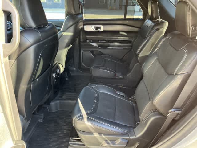 Used 2020 Ford Explorer ST w/ Premium Technology Package AWD/4WD image 17