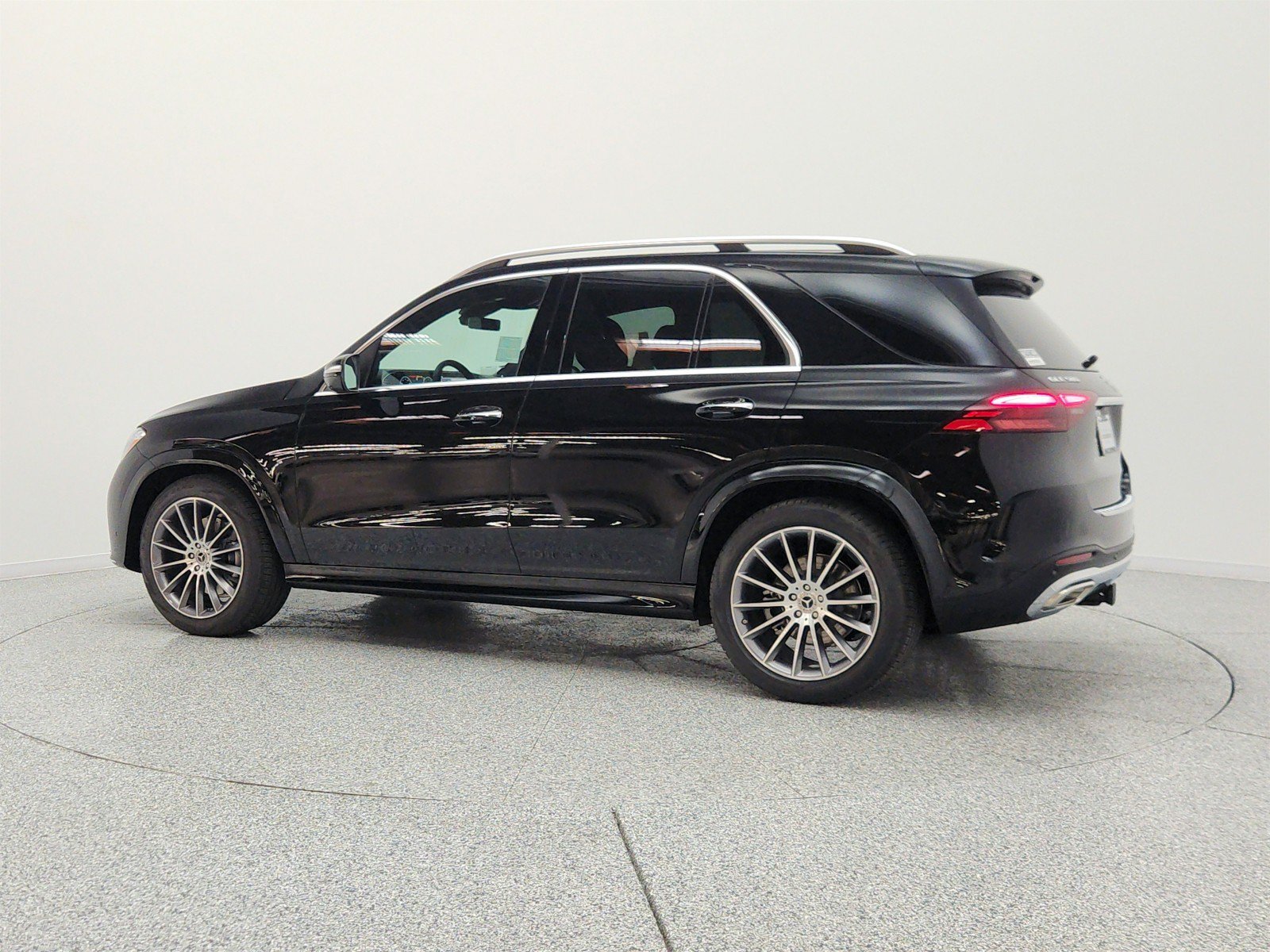 New 2026 Mercedes-Benz GLE 580 4MATIC image 8