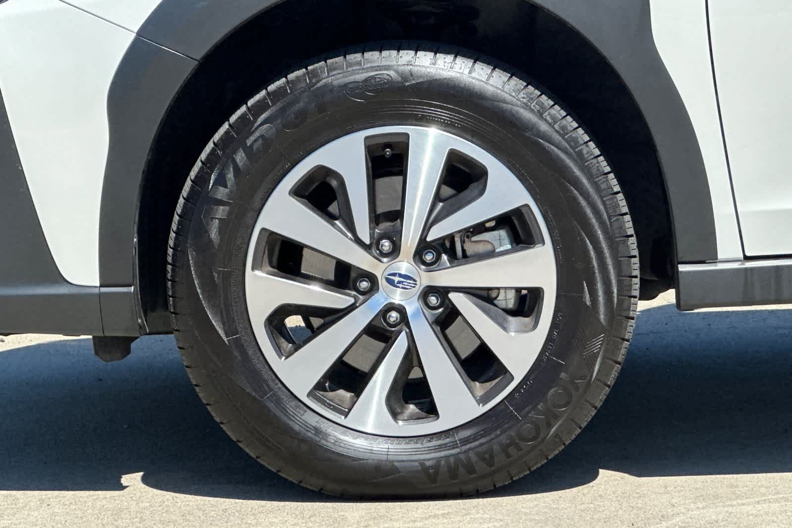 Certified 2025 Subaru Outback Premium AWD/4WD image 26