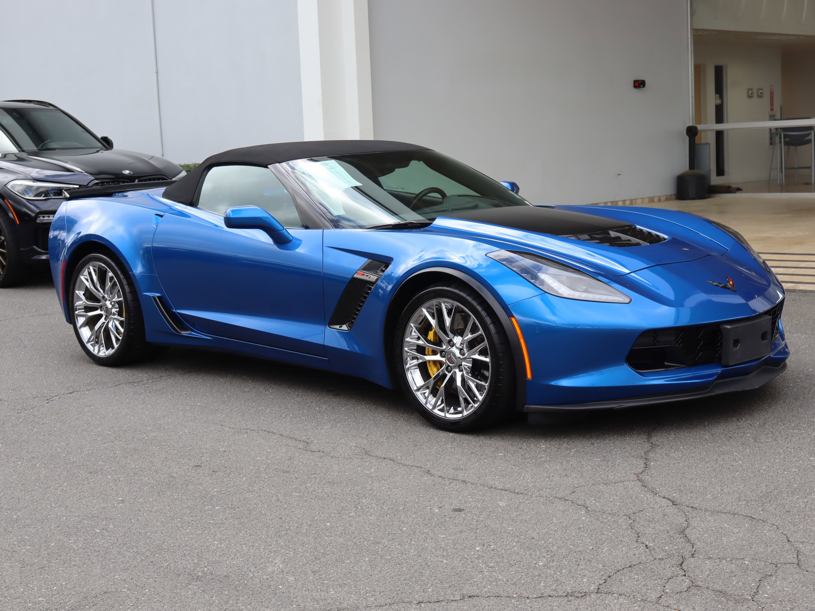 Used 2015 Chevrolet Corvette Z06 w/ Battery Protection Package image 2