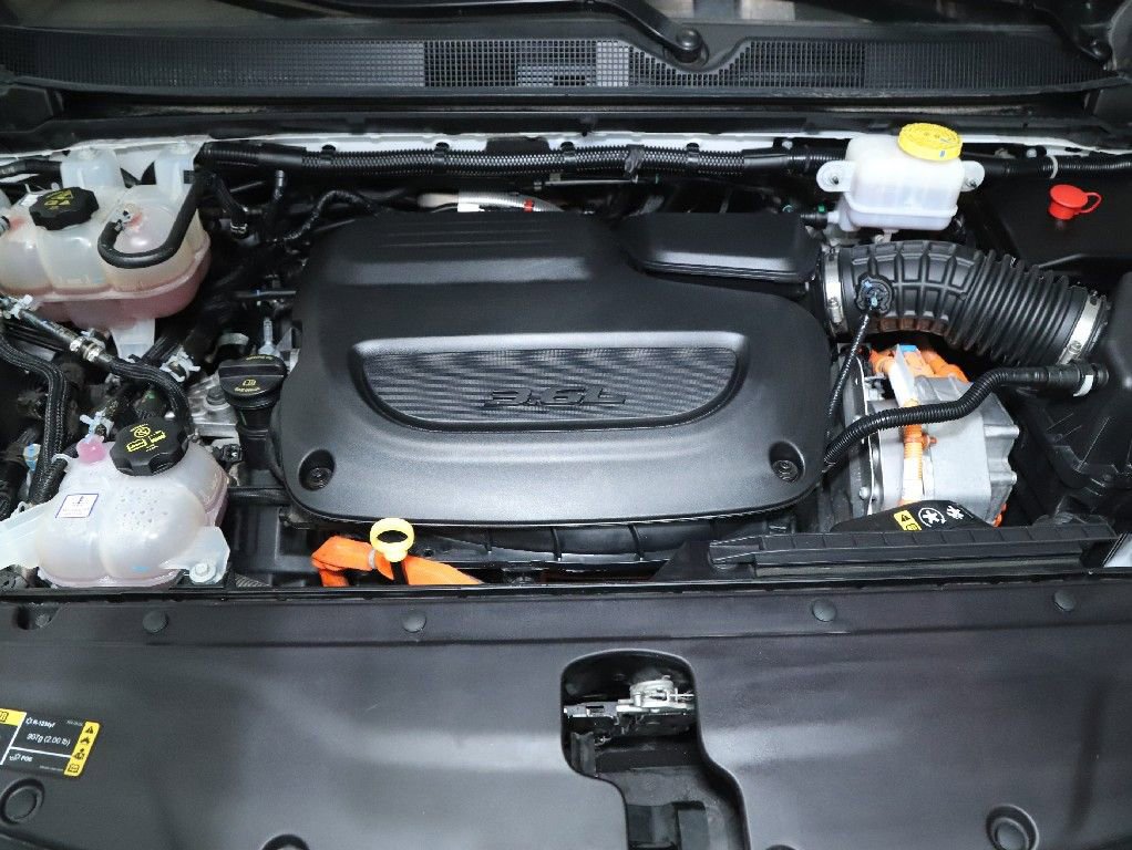 Used 2024 Chrysler Pacifica Select image 34