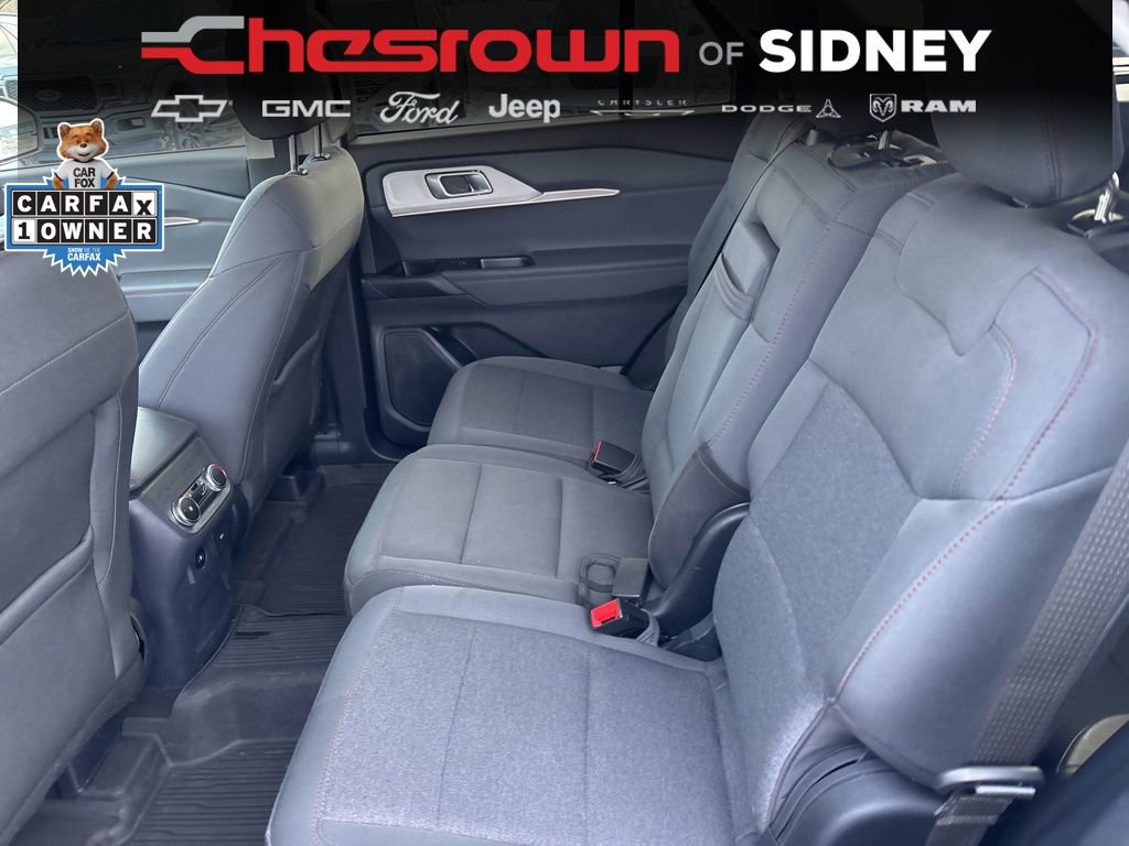 Used 2025 Ford Explorer Active AWD/4WD image 27