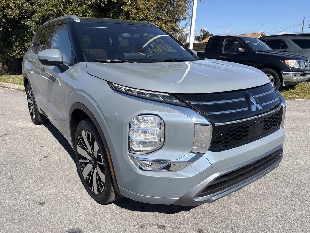 New 2026 Mitsubishi Outlander SEL FWD image 7