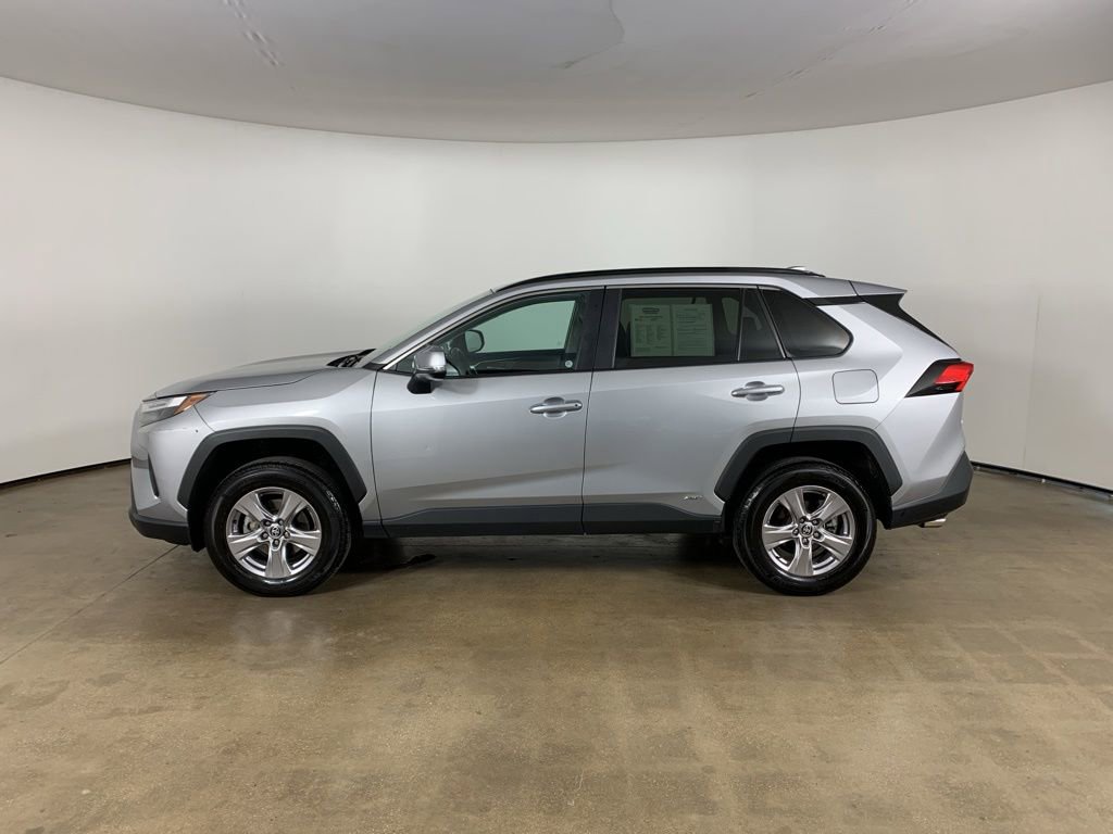 Used 2023 Toyota RAV4 XLE w/ XLE Grade Weather Package AWD/4WD image 16