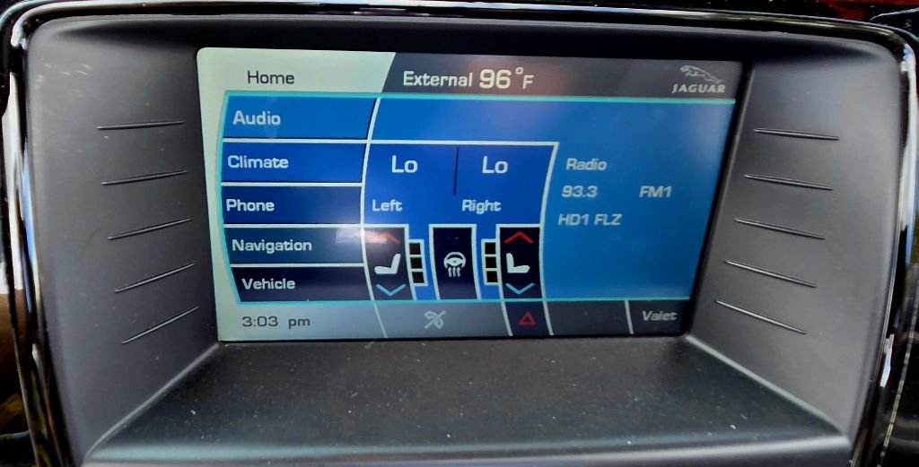 Used 2012 Jaguar XKR R image 9