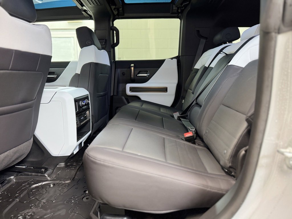 New 2025 GMC Hummer EV 2X w/ LPO, Sport Package image 16
