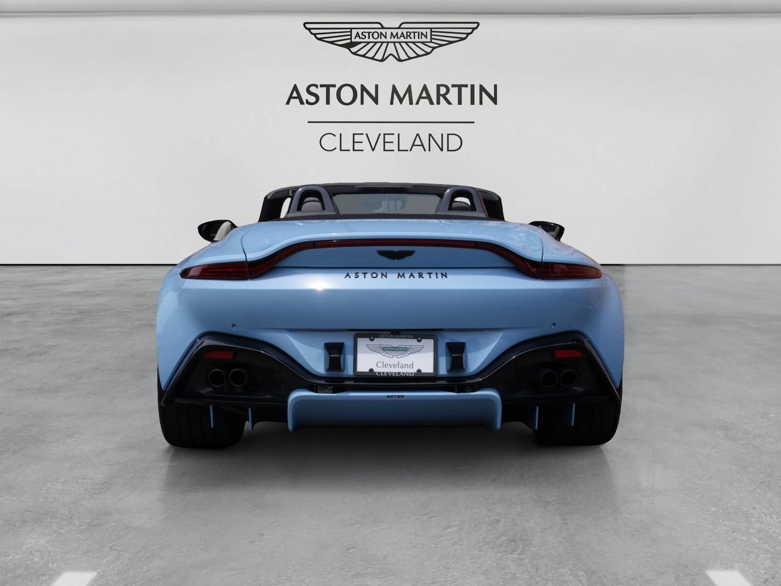 Used 2023 Aston Martin V8 Vantage Roadster RWD image 51