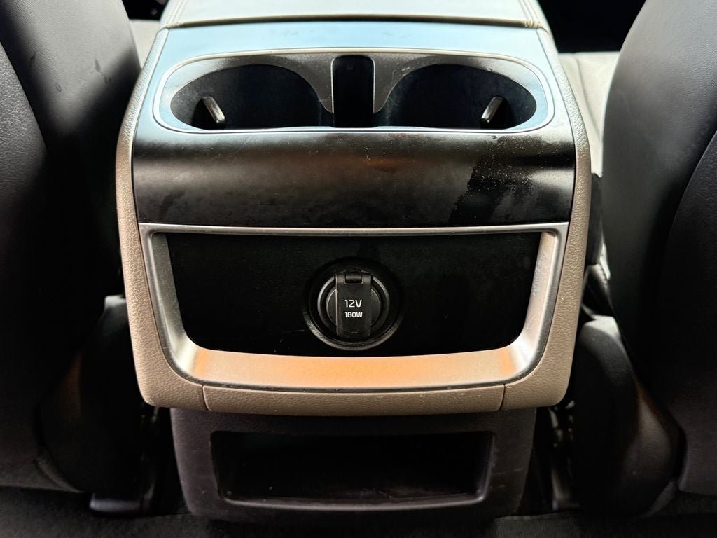 Used 2025 Kia Carnival FWD image 15